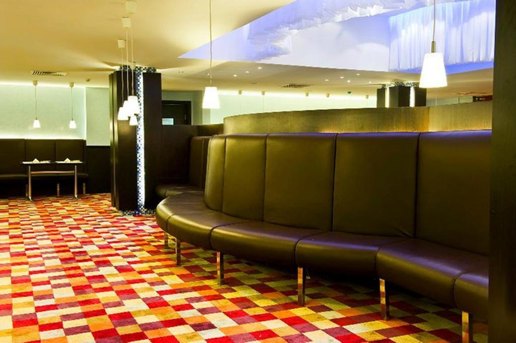 Crom Express Airport Hotel - Jeddah เจดดาห์ ภายนอก รูปภาพ